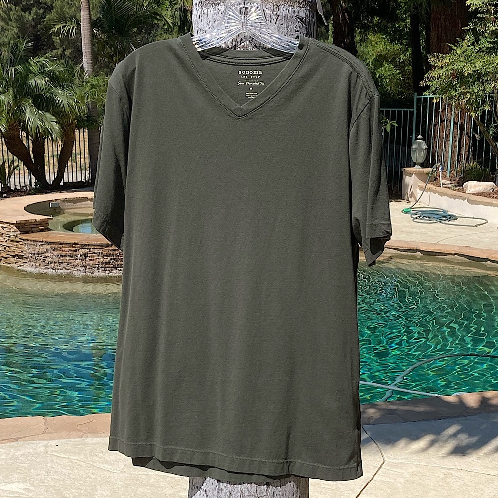 Sonoma V Neck Sundrenched Tee Pine Green Short Sleeve - Picture 6 of 7